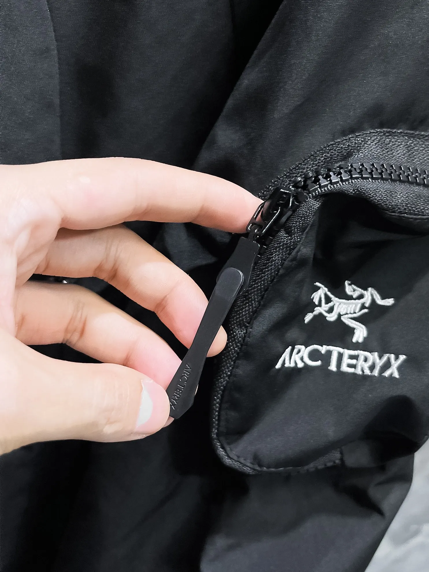 Same Style， ， 2026 New Arrival ， Original Premium Breathable ， ， ， Quality。 ， Sizes：M～3XL，